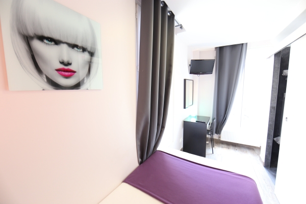 Sweet Hotel